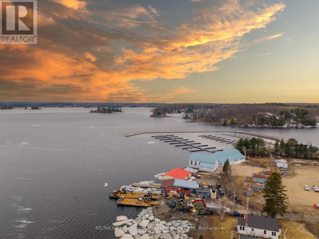 8 SUNSET AVENUE, Georgian Bay