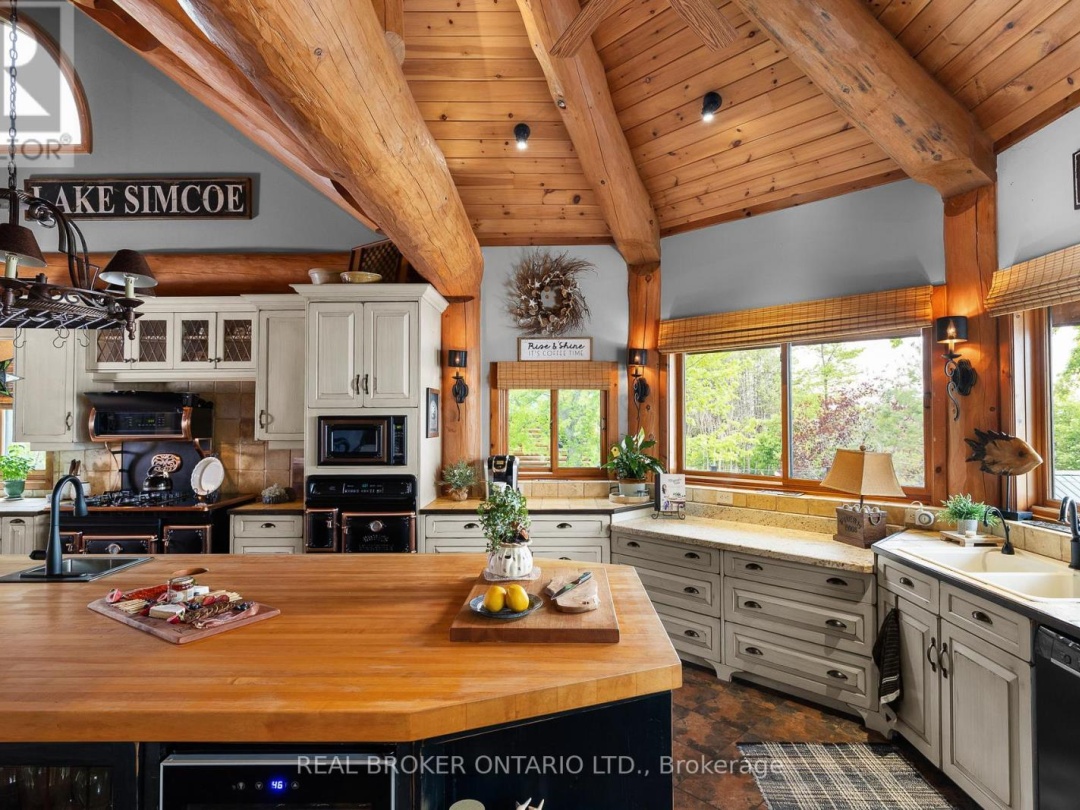 99 CREIGHTON STREET, Lake Simcoe