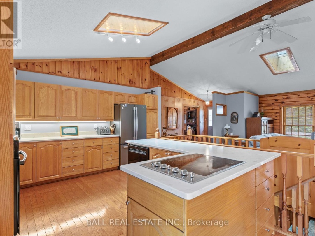 48 STANLEY DRIVE, Kawartha Lakes (Fenelon Falls)