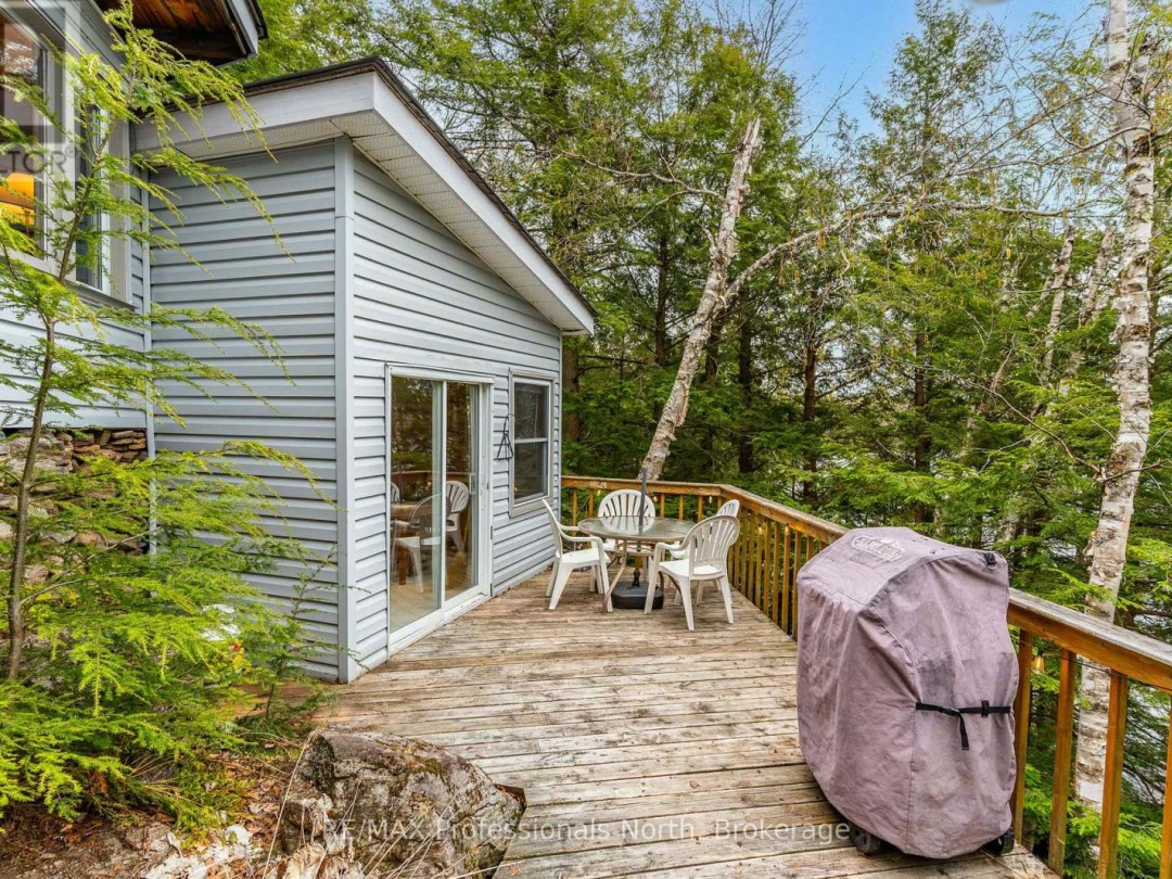 1201 TRELLIS TRAIL, Bob Lake