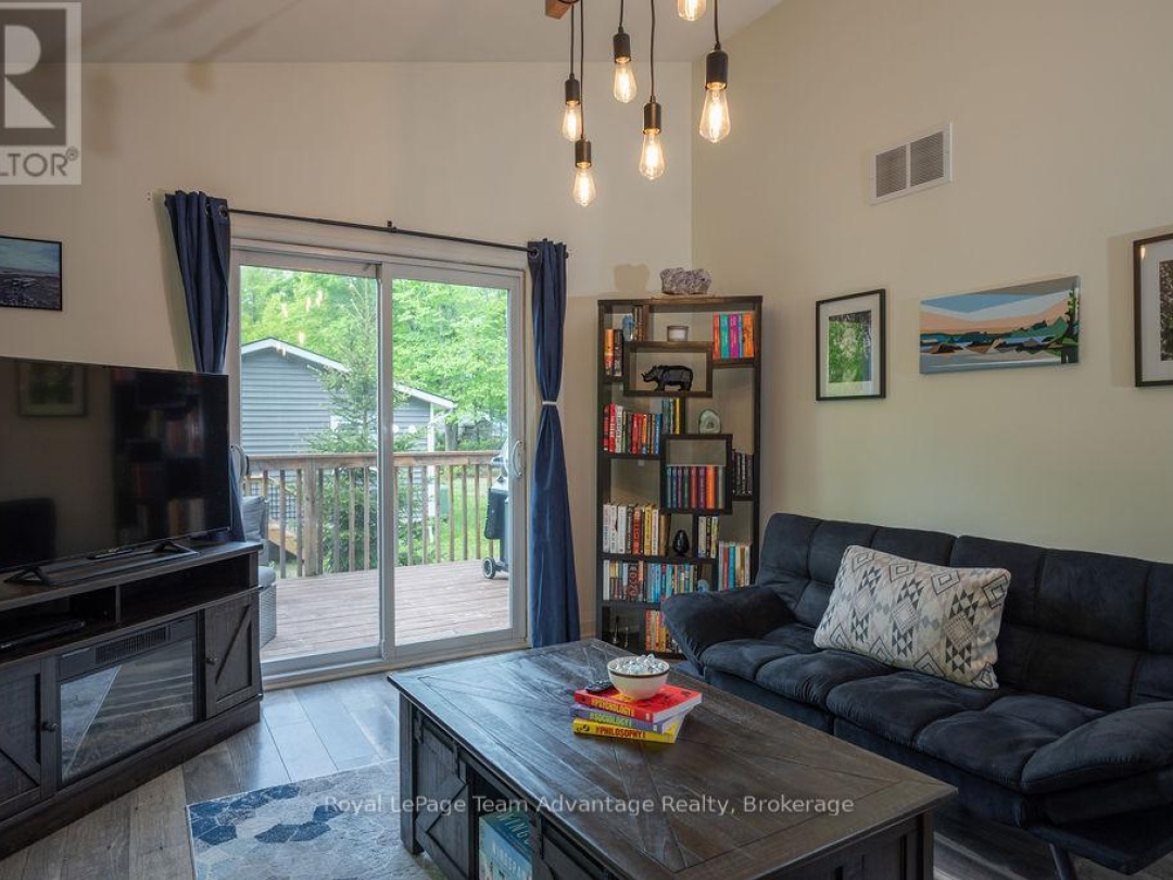 14 BEAVER TRAIL, McDougall