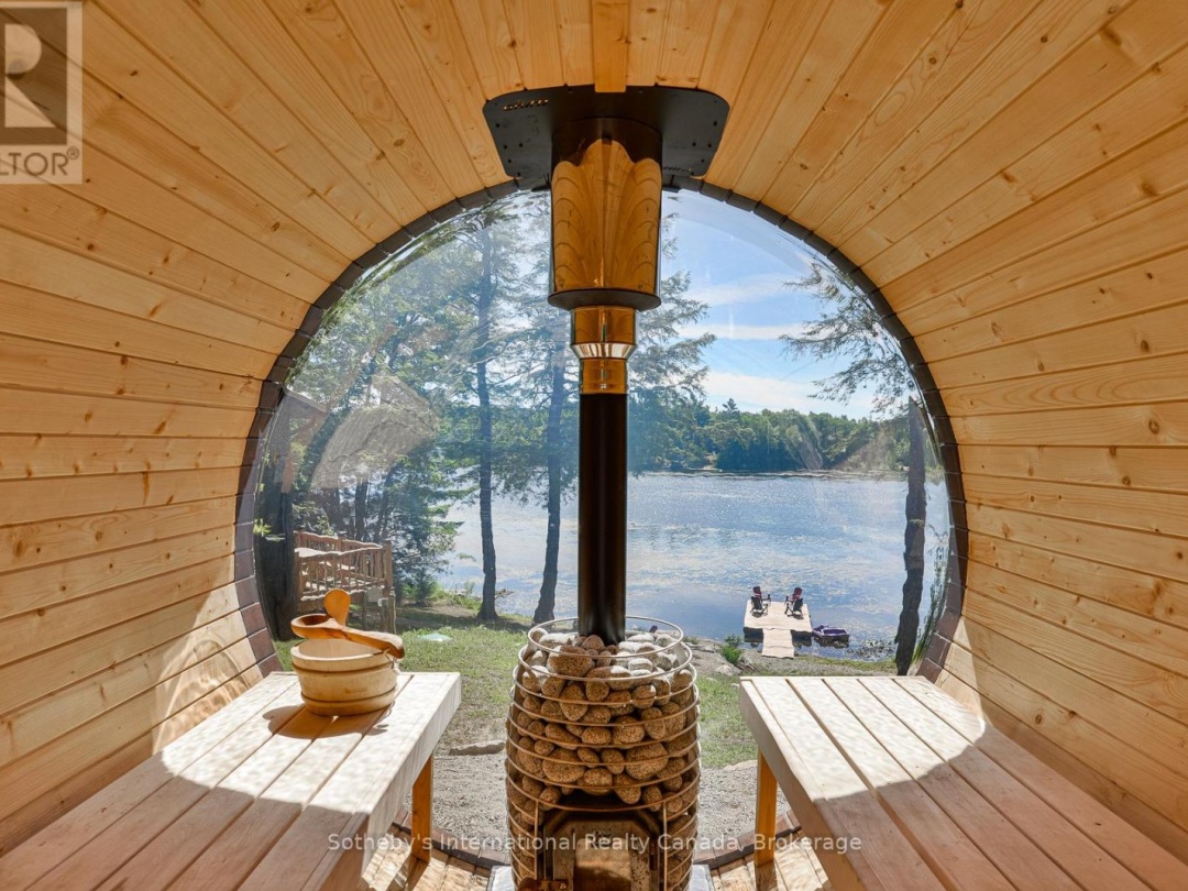 1211 PLUTO TRAIL, Boyne Lake