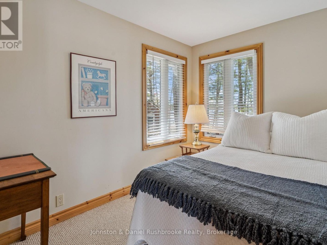 1233 S KAHSHE LAKE ROAD, Kahshe Lake