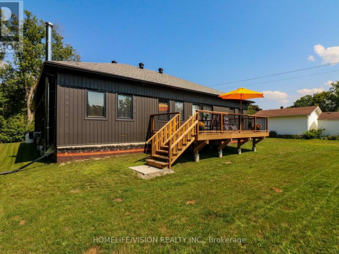 740 MIDLAND AVENUE, Tay (Port McNicoll)