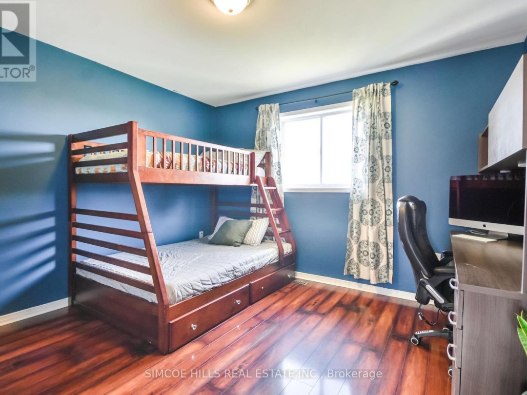 73 VANESSA DRIVE, 