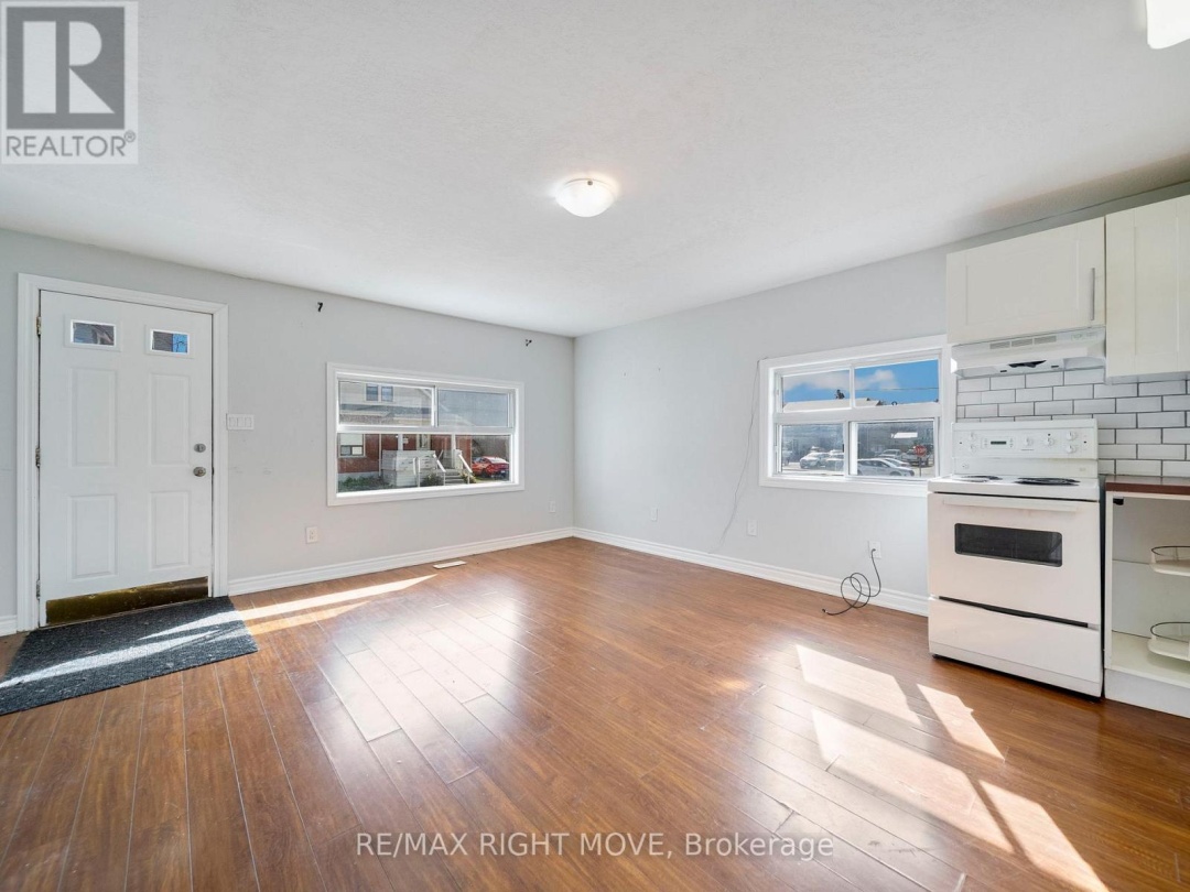 33 ALBERT STREET S, Orillia