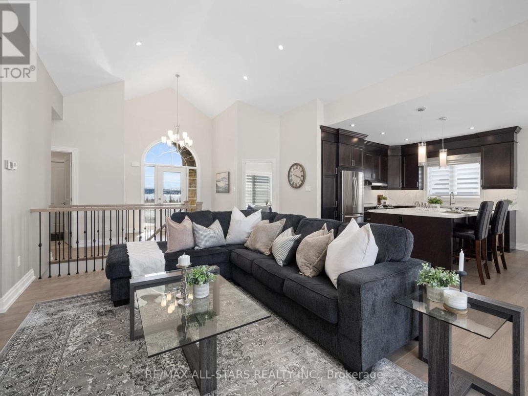 16 AVALON DRIVE, Sturgeon Lake