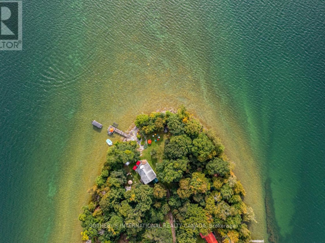 1 & 2 IVY LANE, Lake Simcoe