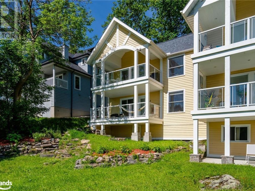 135 Abbey Lane Unit# 1, Lake Muskoka