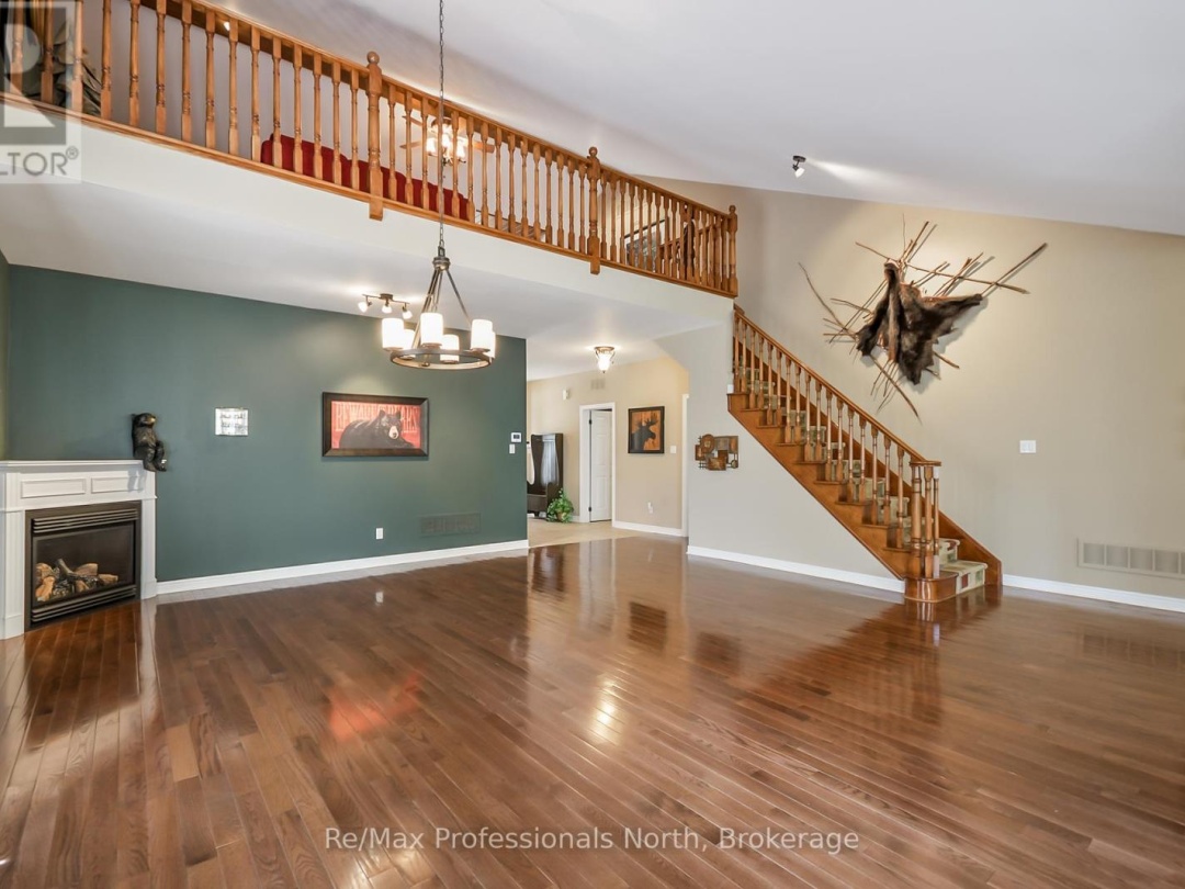 15 MUSKOKA BAY BOULEVARD, Gravenhurst (Muskoka (S))