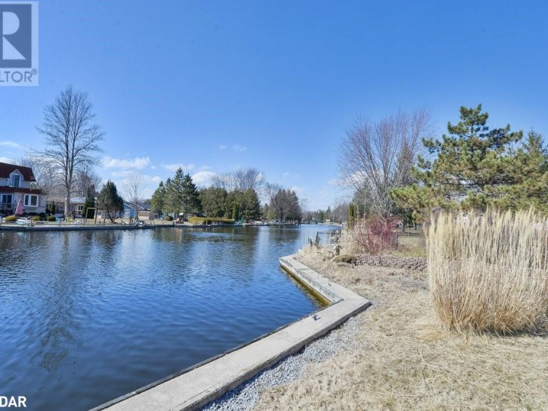 69 Turtle Path, Lake Simcoe