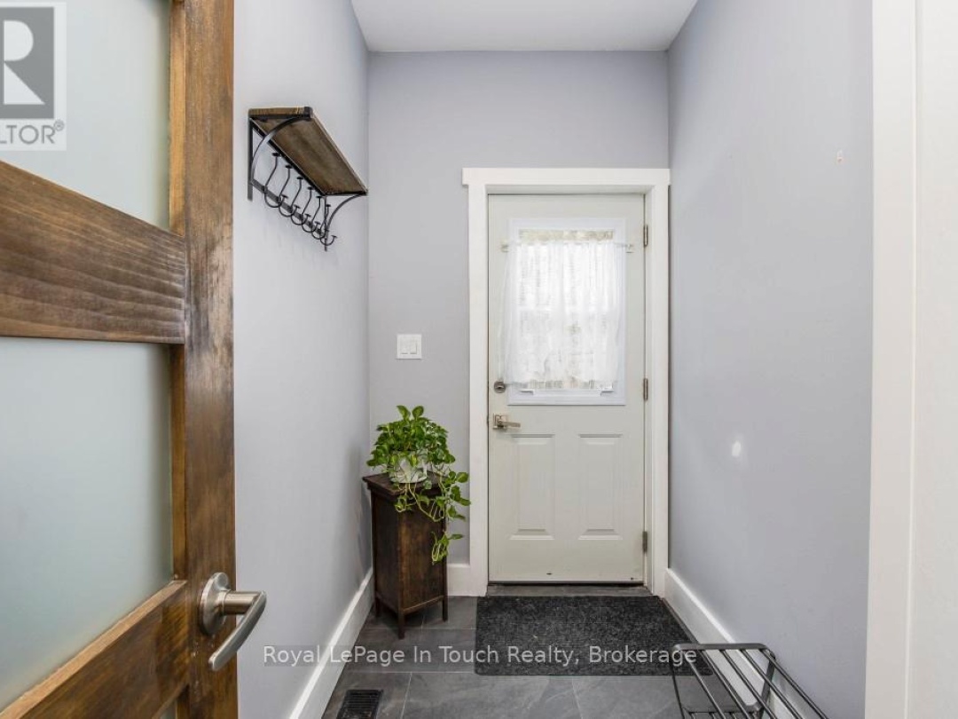 31 EARLDOM BOULEVARD, Georgian Bay
