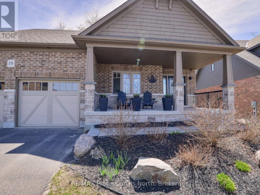 19 SELKIRK DRIVE, Huntsville (Chaffey)