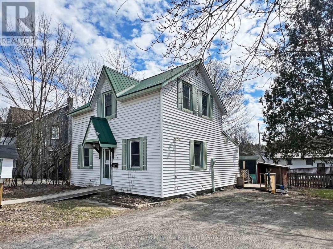 97 WILLIAM STREET, Parry Sound