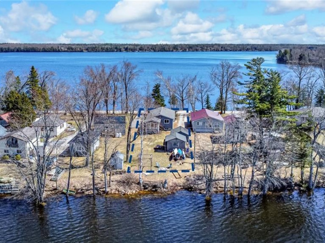 185 AVERY POINT Road, Dalrymple Lake
