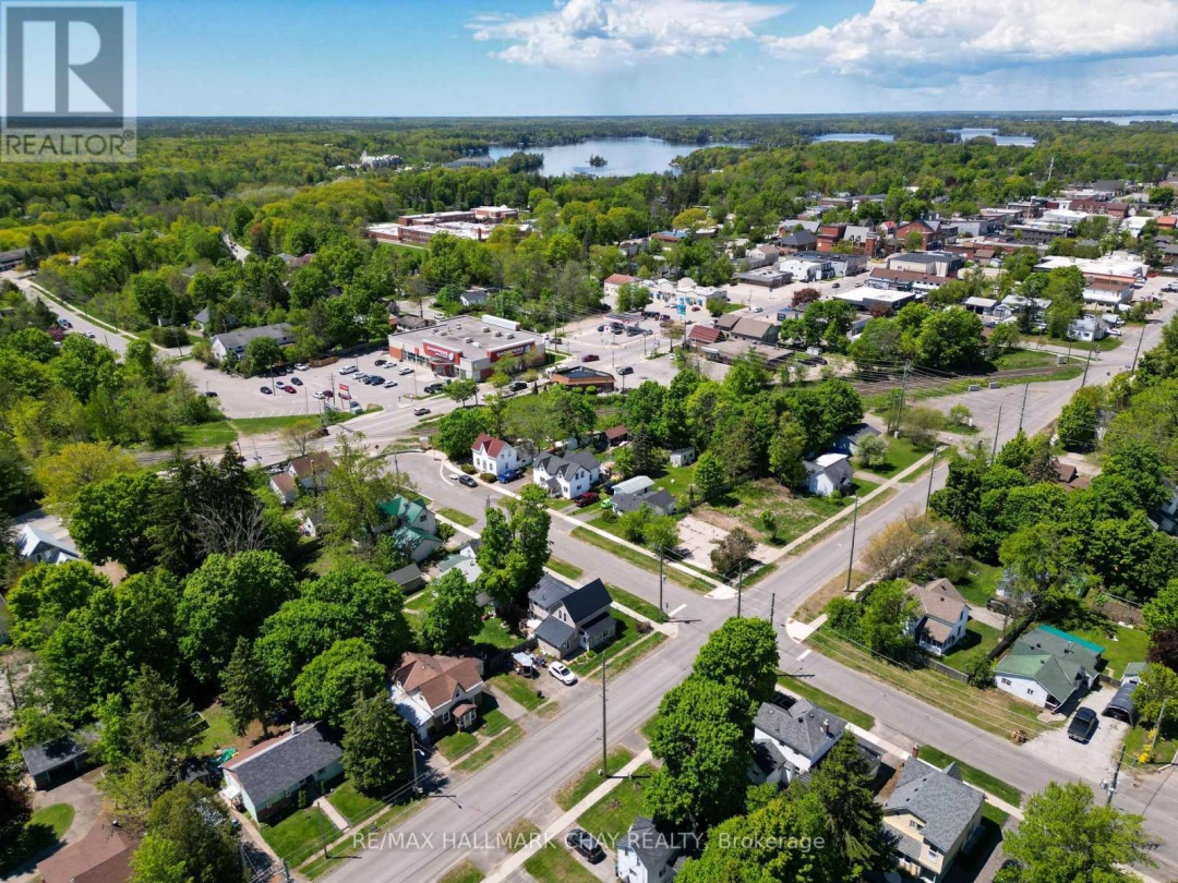 635 FIRST STREET S, Gravenhurst (Muskoka (S))