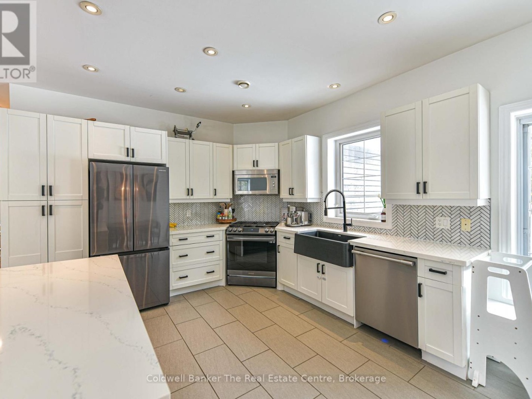 1080 KILWORTHY ROAD, Gravenhurst (Morrison)