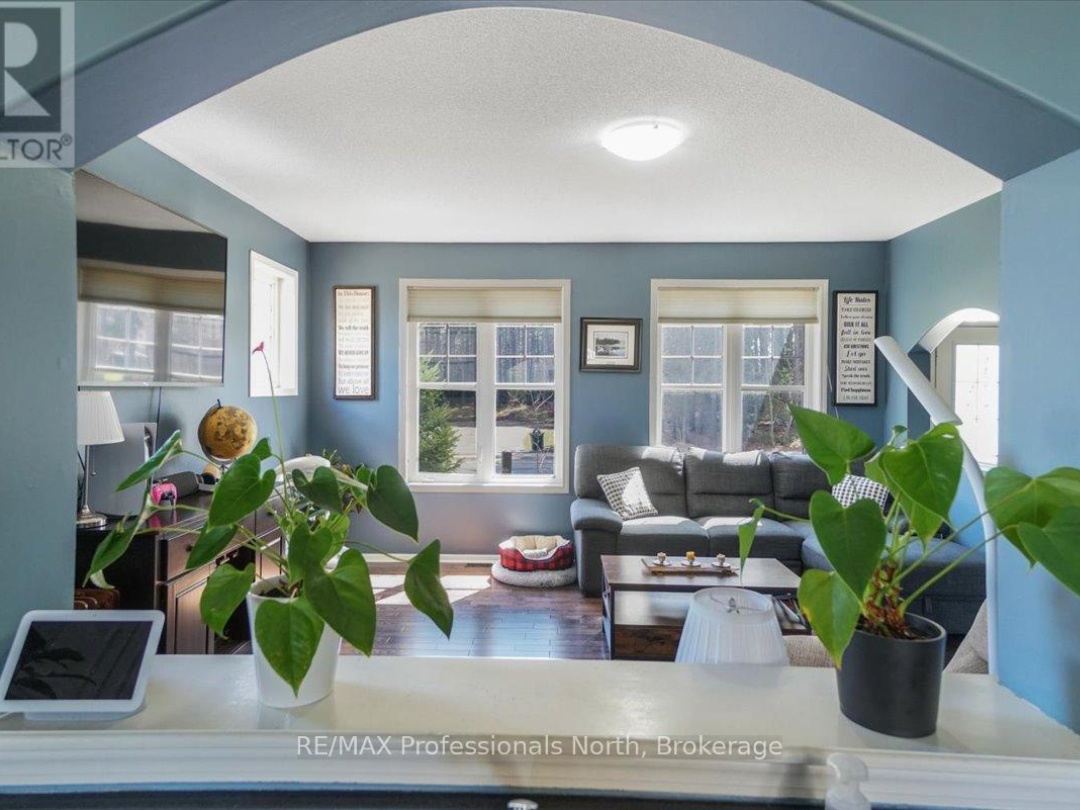43 CLEARBROOK TRAIL, 