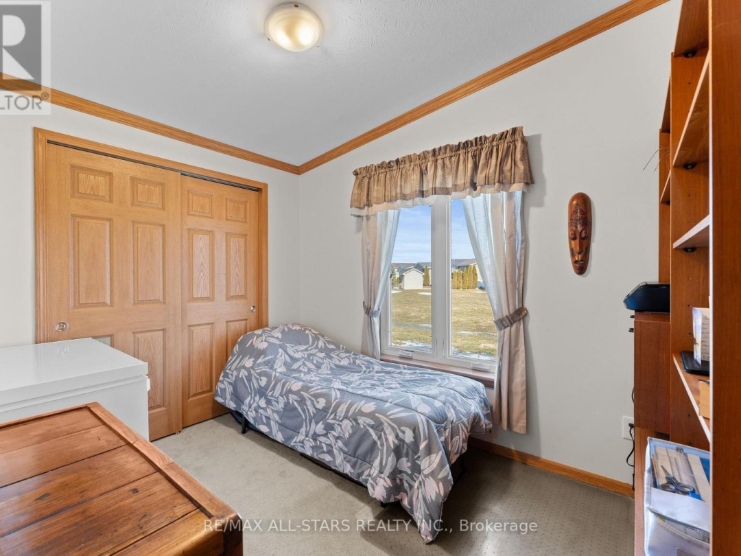 26 CREEKSIDE CIRCLE, Kawartha Lakes (Verulam)