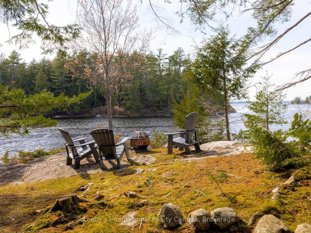 1-1076 BIRCH POINT ROAD, Lake Muskoka