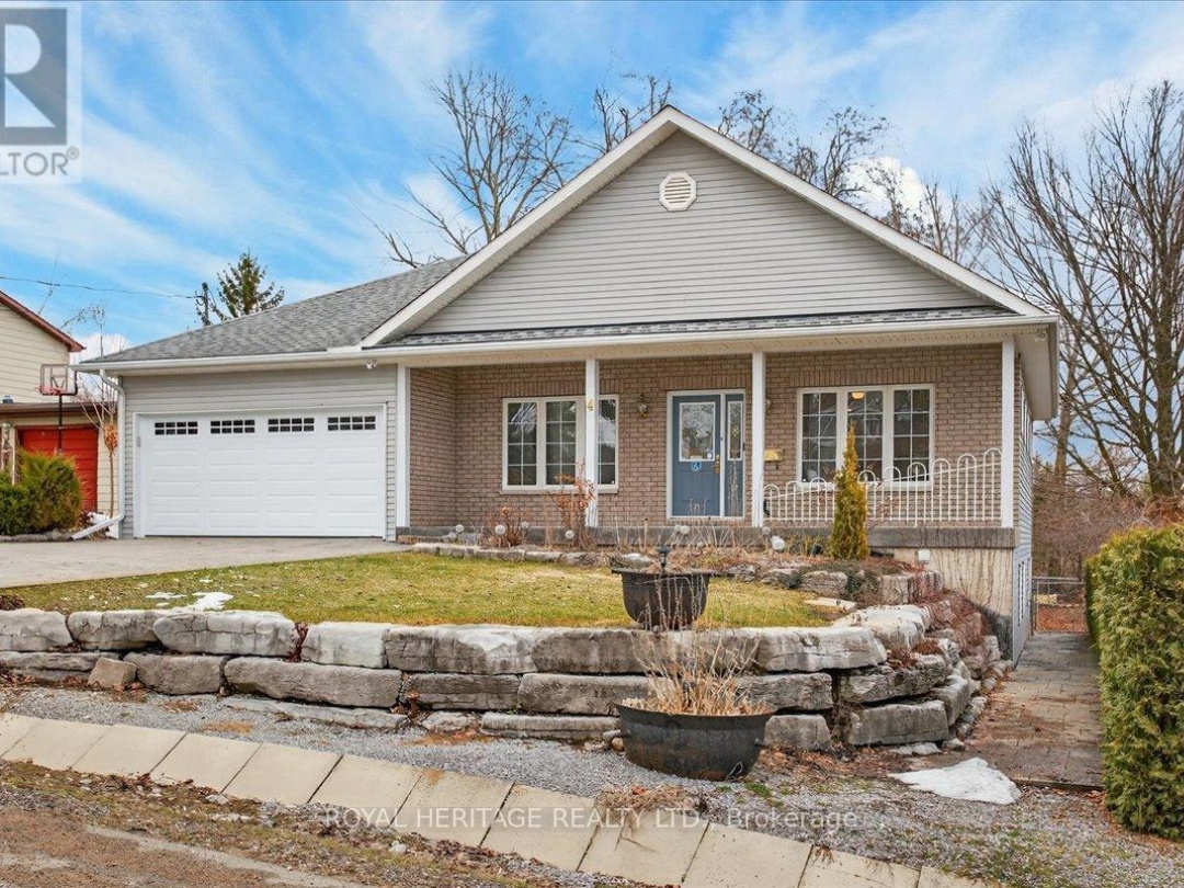 4 KENNEDY DRIVE, Kawartha Lakes (Fenelon Falls)