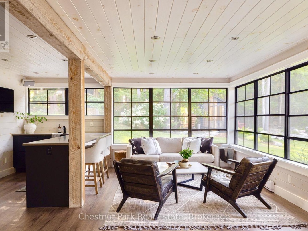 6 TAYLOR ISLAND 26LM, Lake Muskoka