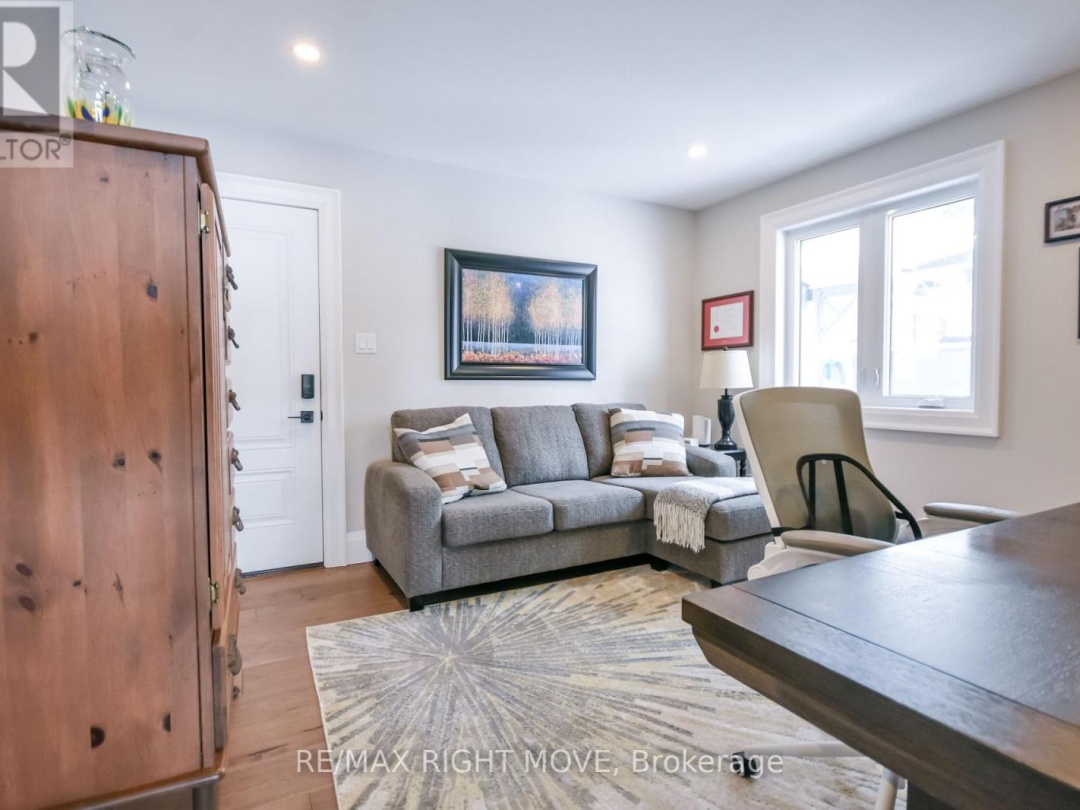 1189 WOODLAND DRIVE, Lake Simcoe