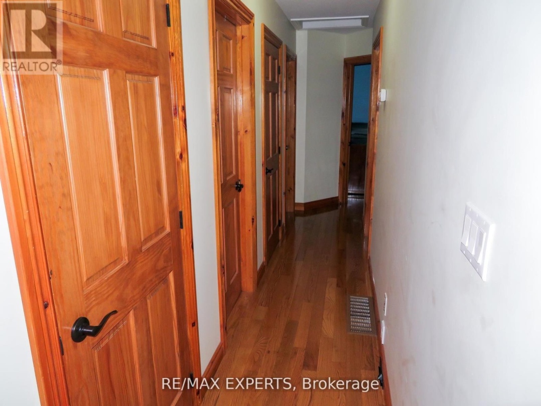 3771 HARRY'S LANE, Ramara