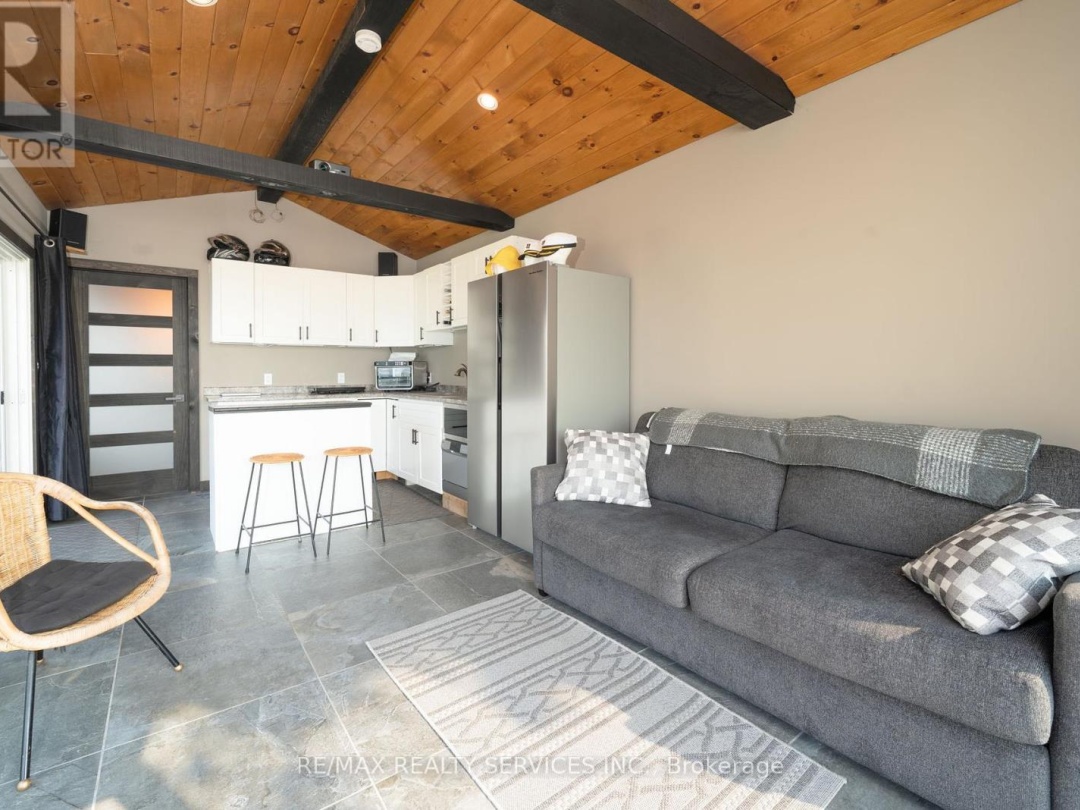 103 IVY LANE, Lake Simcoe