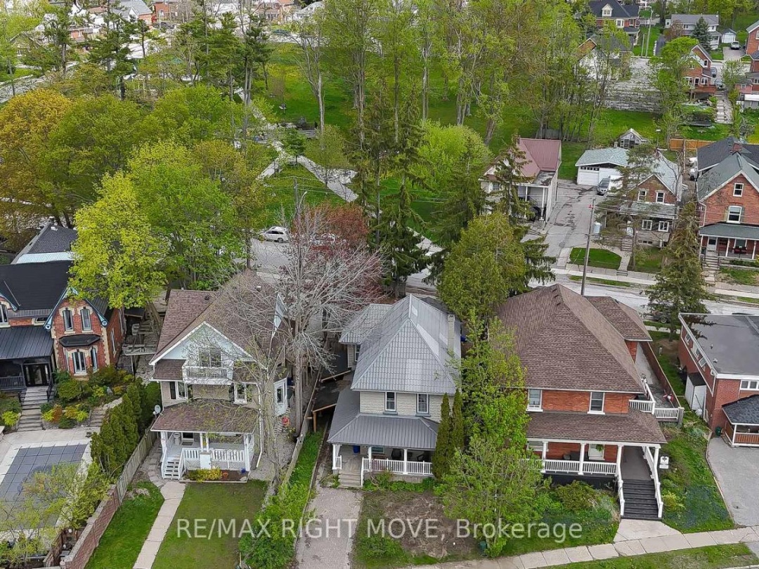 110 MARY STREET, Orillia