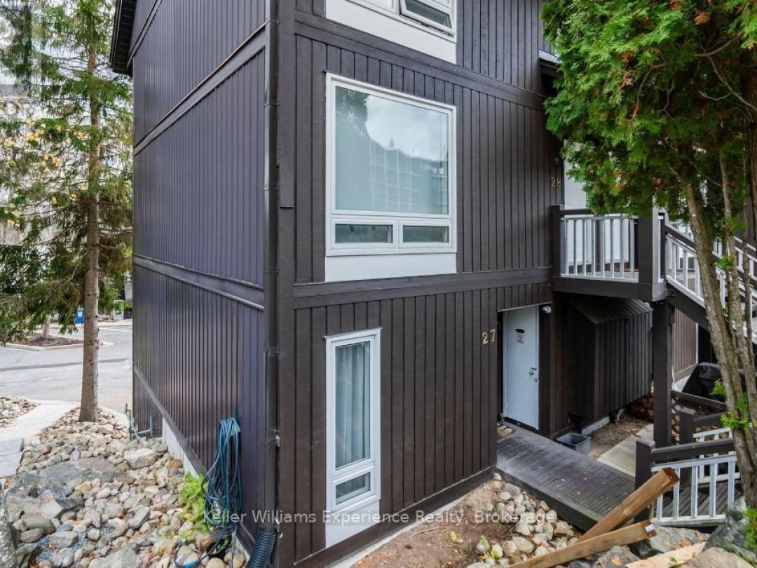 27 TURNER DRIVE, 