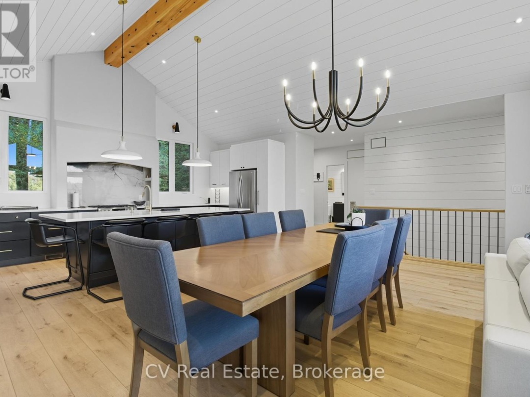 1399 BAYBREEZE LANE, Redstone Lake
