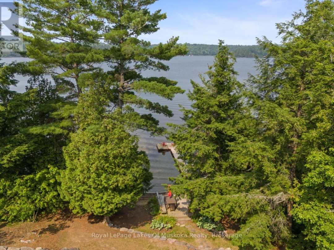 1484 SHANGRILA ROAD, 