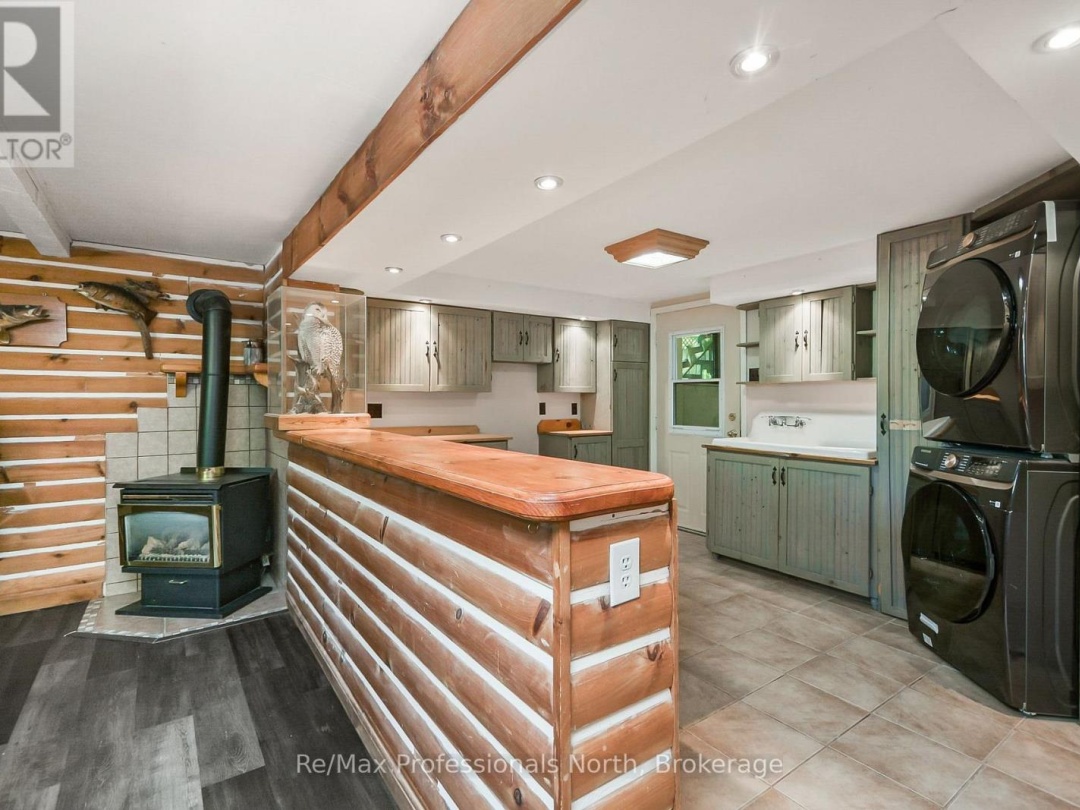 110 FRASER STREET, Gravenhurst (Muskoka (S))