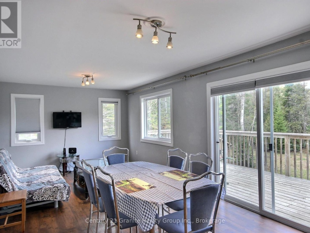 1037 ANDEK TRAIL, Salerno Lake