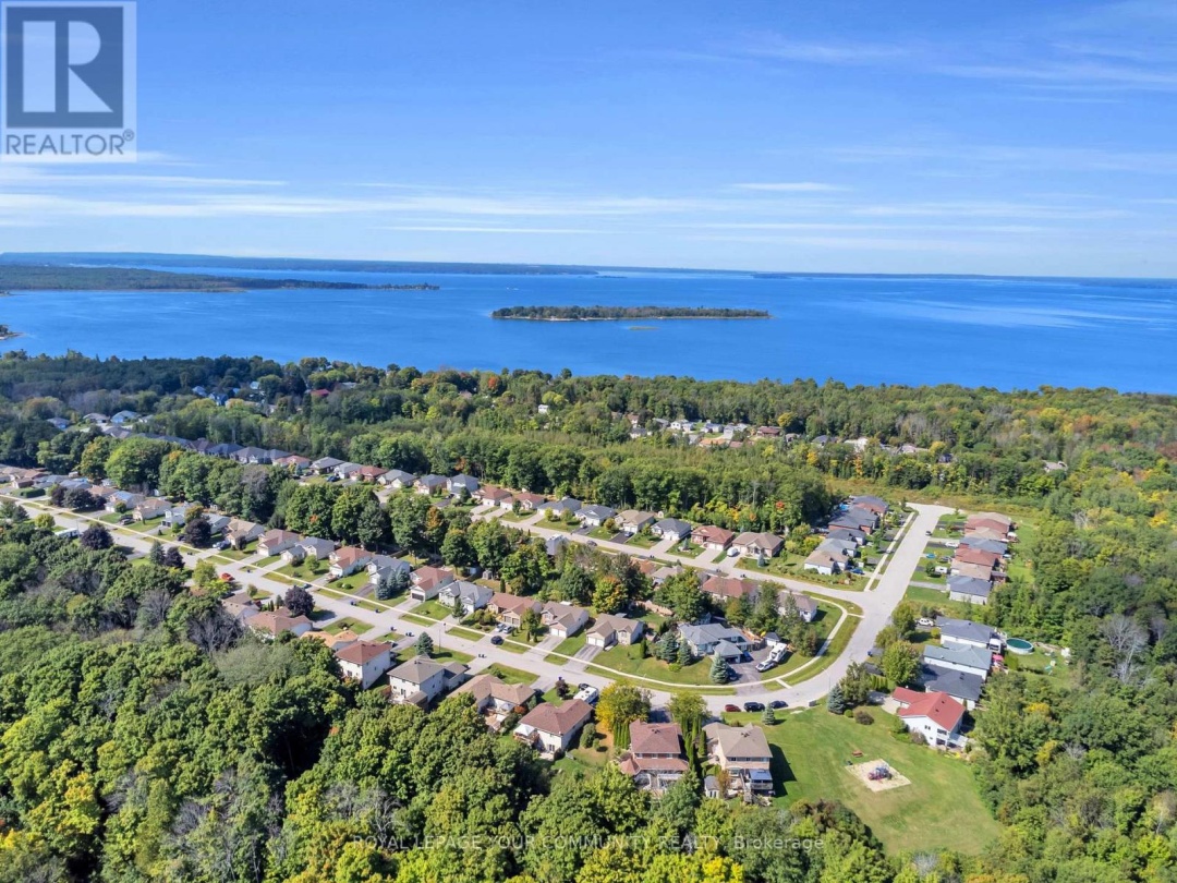 73 ANDERSON CRESCENT NE, Georgian Bay