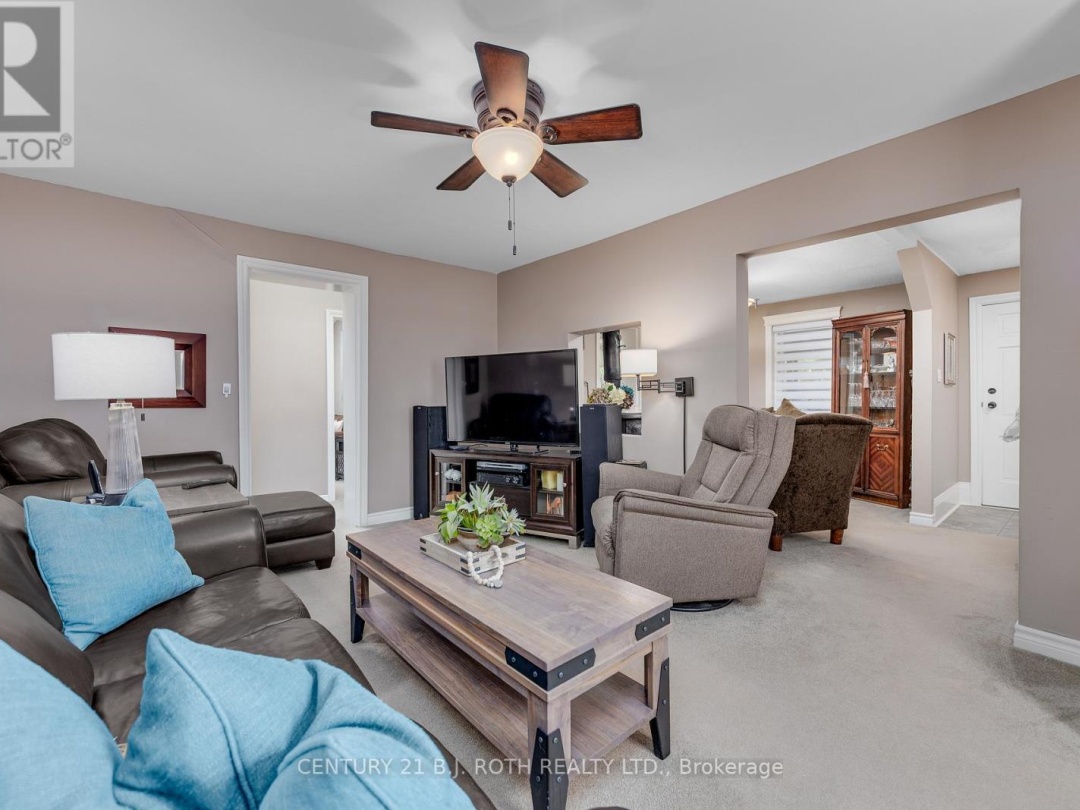 175 CEDAR ISLAND ROAD, 