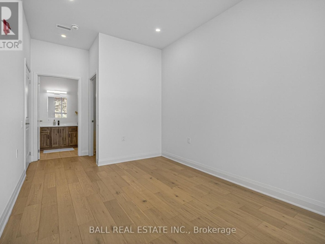117 - 99 LOUISA STREET, Cameron Lake