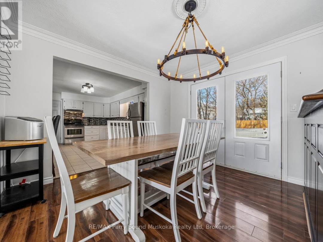 55 A CASCADE STREET E, Parry Sound