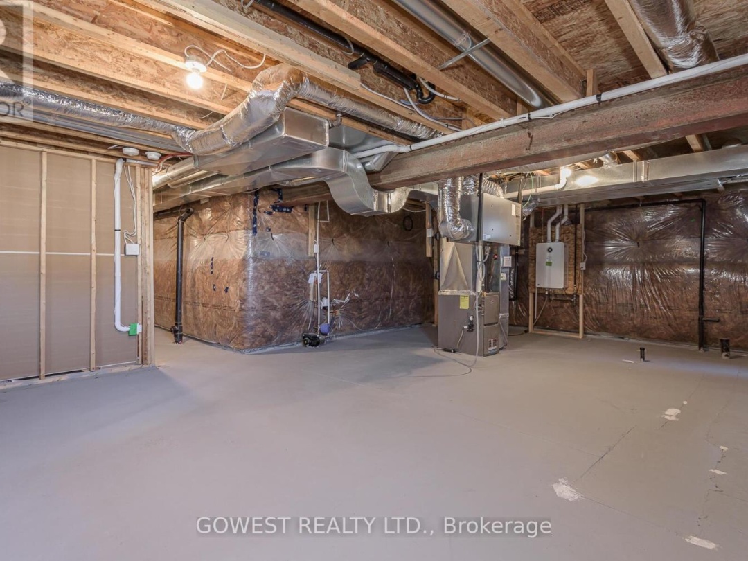 45 STOTHER CRESCENT, Bracebridge (Macaulay)