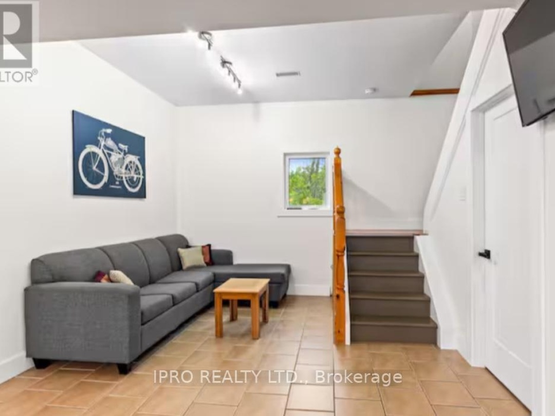 39 LONG POINT ROAD, Georgian Bay