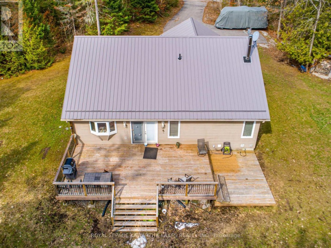 914 COUNTY RD 49, Trent Lakes