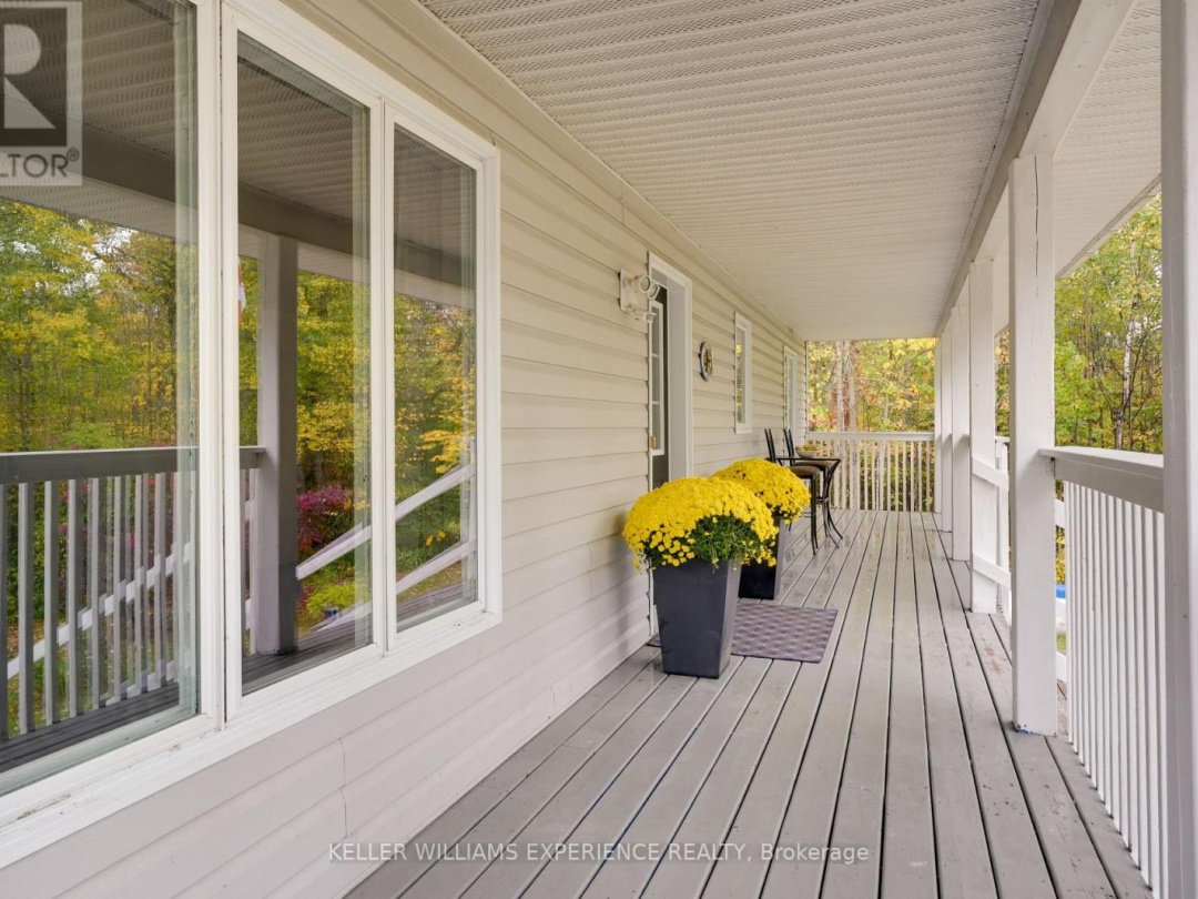 2372 KINNEAR SIDE ROAD, 