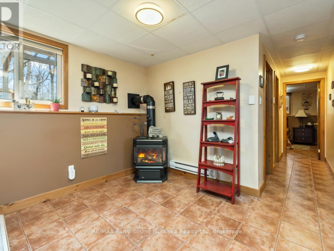 5 MEHARG DRIVE, Manitouwabing Lake