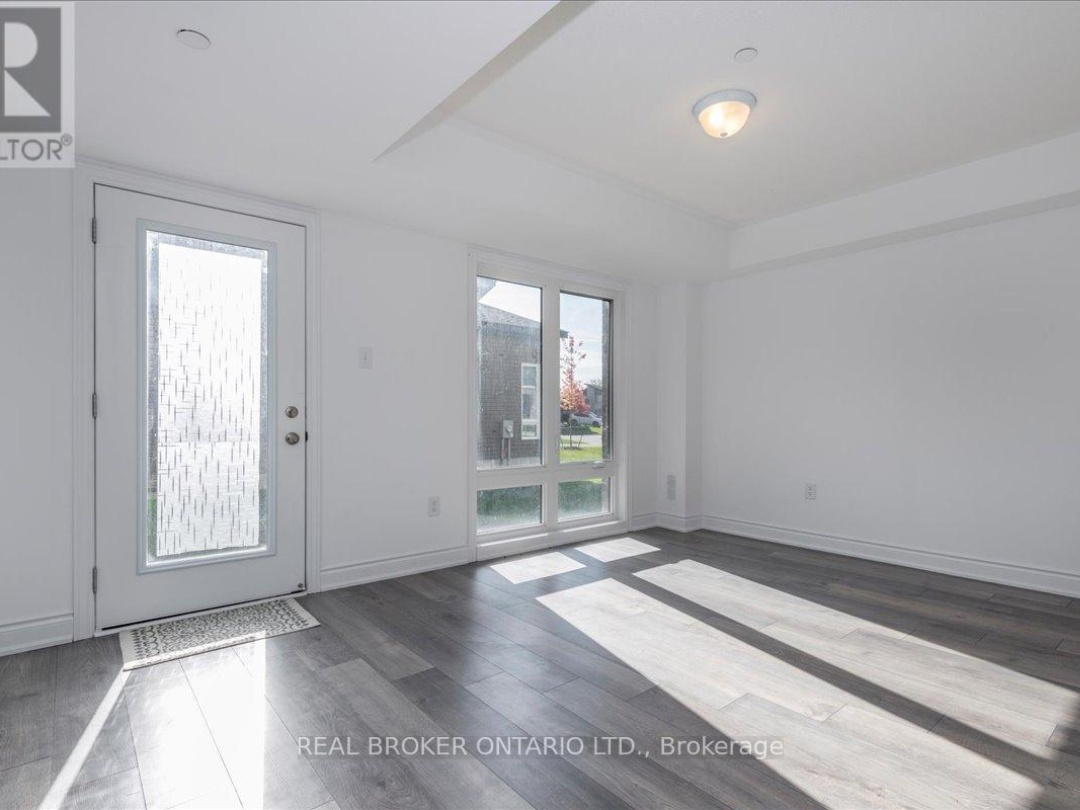 111 MARINA VILLAGE DRIVE, Georgian Bay