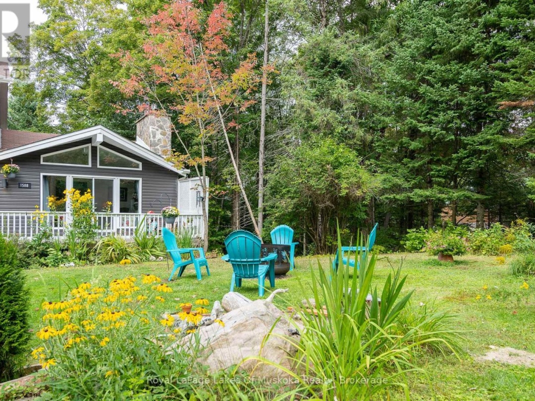 1588 SKYLINE DRIVE, Peninsula Lake