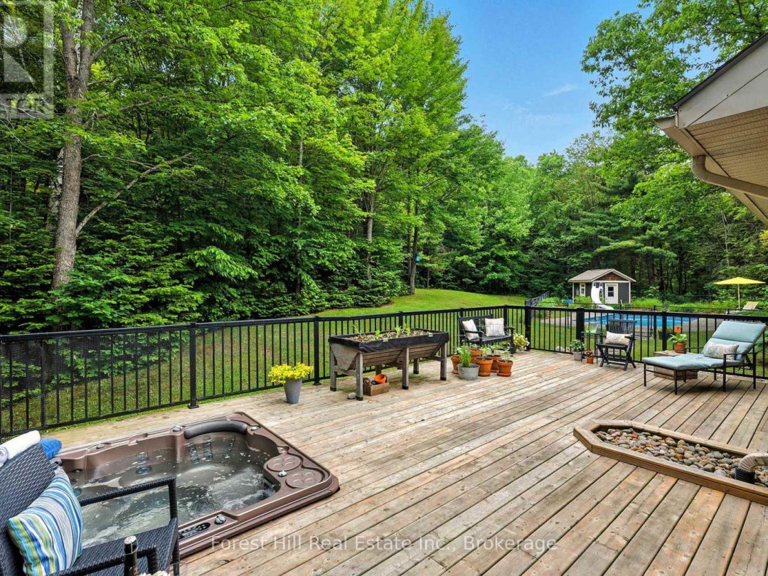 1474 ETWELL ROAD, Creek - Waterfall - Pond!