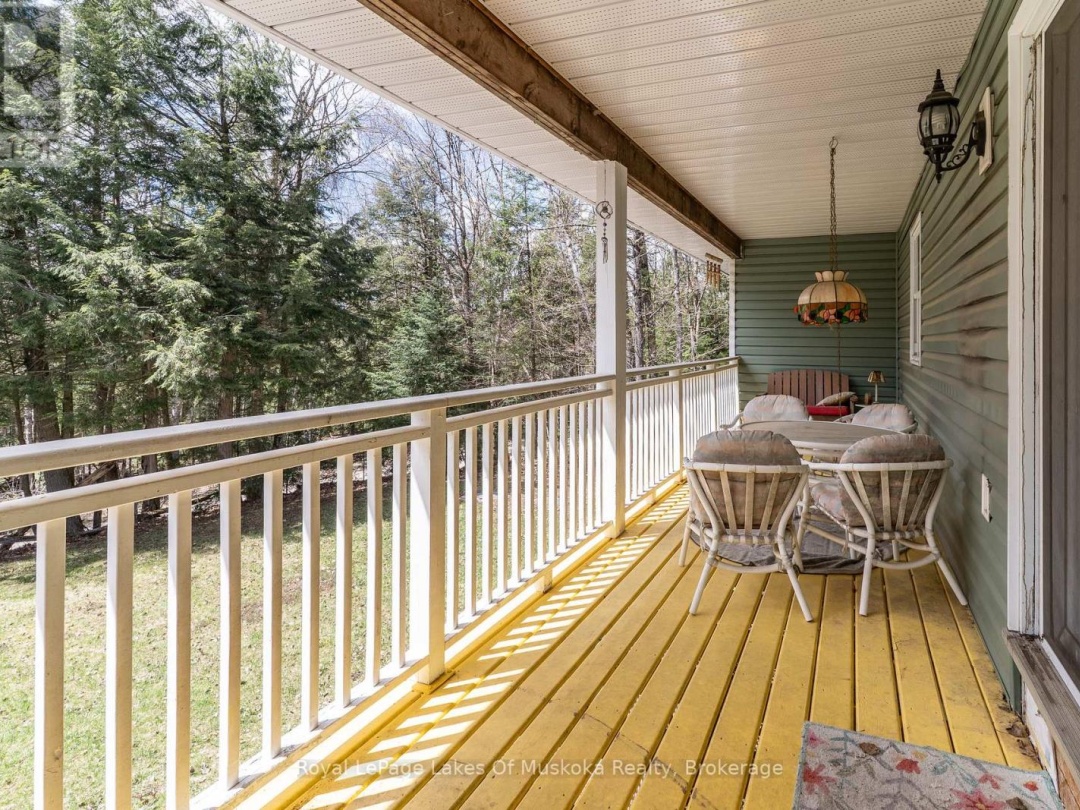 1185 MIRIAM DRIVE, Bracebridge (Oakley)