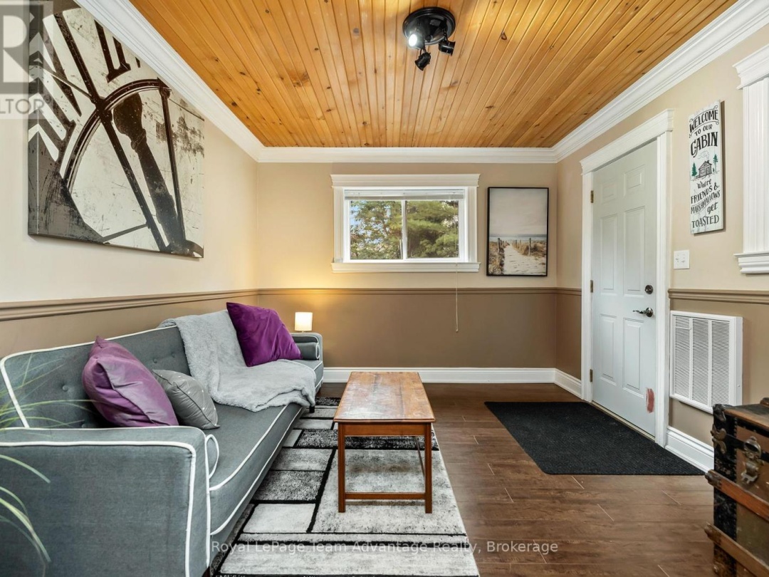 1 WREN PLACE, Boy Lake
