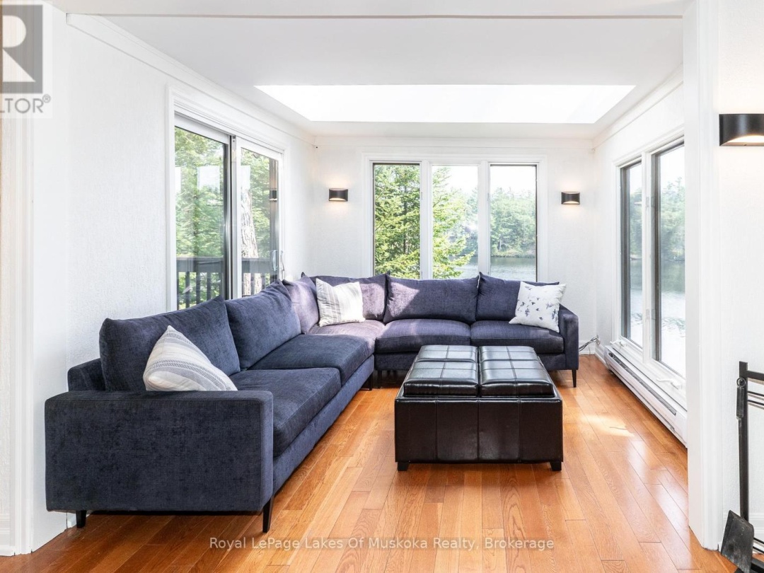 51 PINETREE ROAD, 